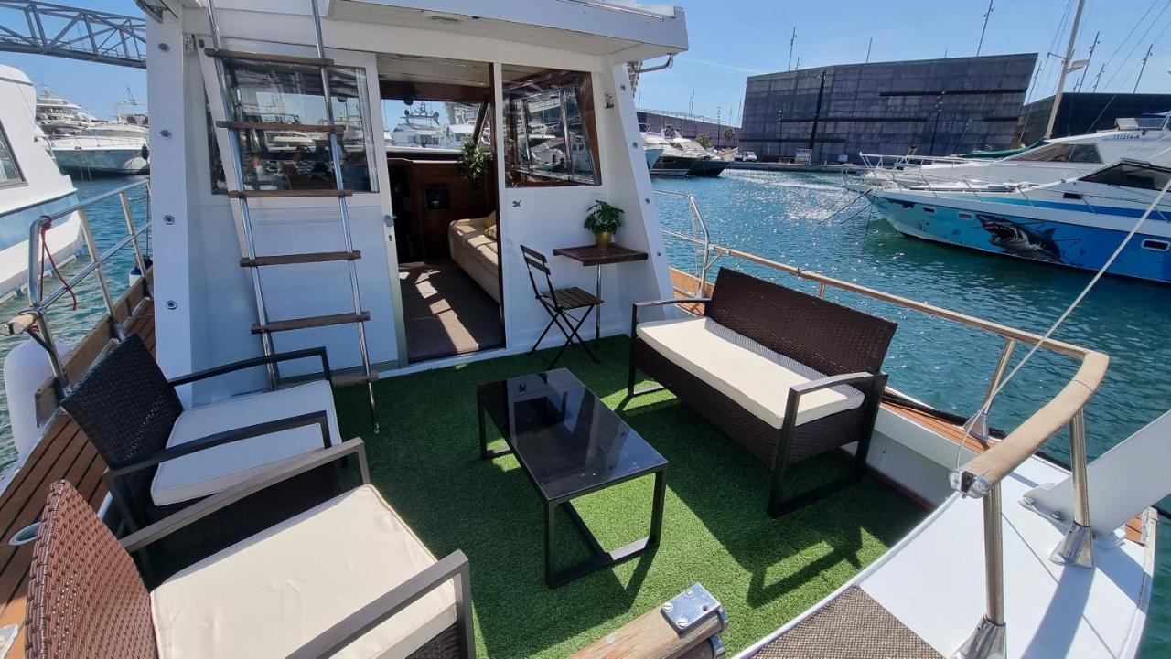 Hotel Charming Boat House In Barcelona With Big Terrace And Solarium Sant Adrià de Besòs Exterior foto