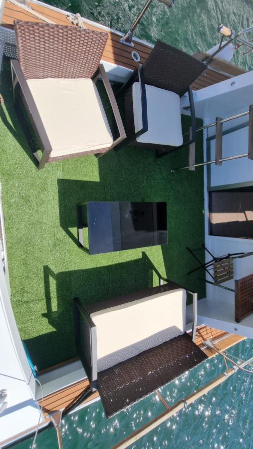 Hotel Charming Boat House In Barcelona With Big Terrace And Solarium Sant Adrià de Besòs Exterior foto