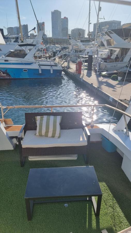Hotel Charming Boat House In Barcelona With Big Terrace And Solarium Sant Adrià de Besòs Exterior foto